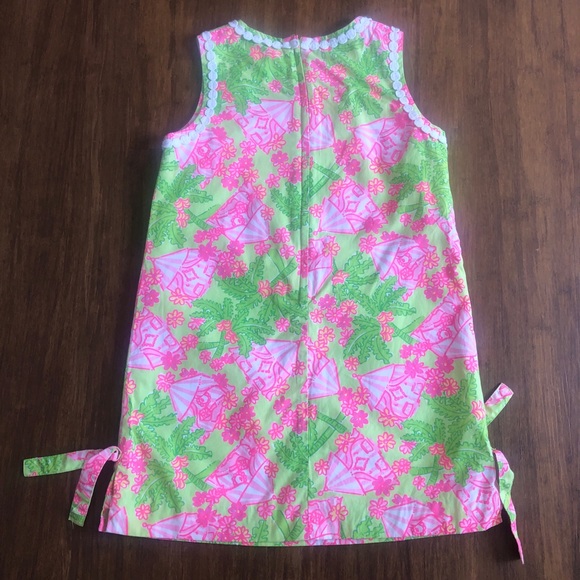 Lilly Pulitzer Shift Girls Dress Pink Green 🌺 7 tiki beach hut Hawaiian print - Picture 2 of 10
